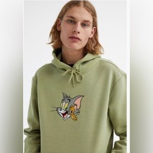 Hu0026M | Shirts | Large Mens Tom And Jerry Hoodie | Poshmark